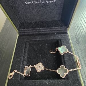 Van Cleef & Arpels Gold and Green Clover Bracelet